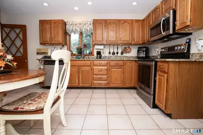 15 Goodwill Road, North Haven, CT 06473 - Photo 2