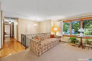 33 Four Rod Rd, Hamden, CT 06514 - Photo 8