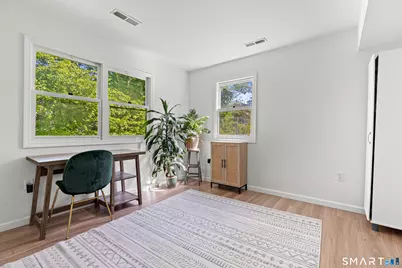 500 Glendale Avenue #6, Bridgeport, CT 06606 - Photo 6