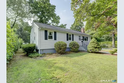 11 Forest Lane, Bloomfield, CT 06002 - Photo 2