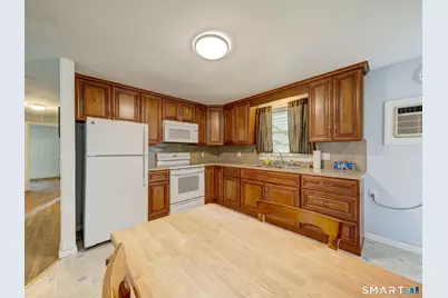 11 Forest Lane, Bloomfield, CT 06002 - Photo 10
