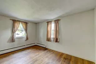 11 Forest Ln, Bloomfield, CT 06002 - Photo 14