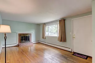 11 Forest Ln, Bloomfield, CT 06002 - Photo 4