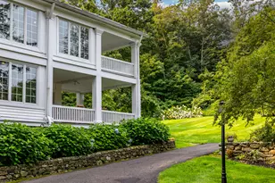 552 Breakneck Hill Rd, Middlebury, CT 06762 - Photo 4