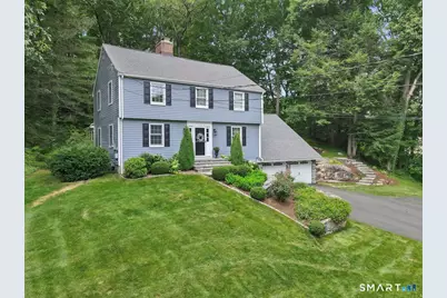 32 Stonepost Road, Glastonbury, CT 06033 - Photo 2