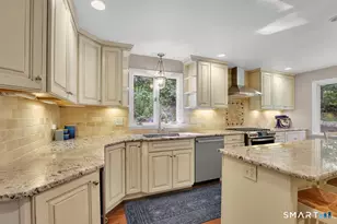 32 Stonepost Rd, Glastonbury, CT 06033 - Photo 12