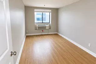 385 Putnam Ave, Hamden, CT 05617 - Photo 2