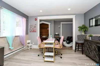 609 Main Street, Ridgefield, CT 06877 - Photo 10