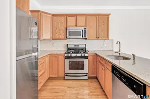570 Danbury Rd, Ridgefield, CT 06877 - Photo 16