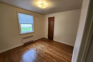 40 Glenwood St, Manchester, CT 06040 - Photo 6