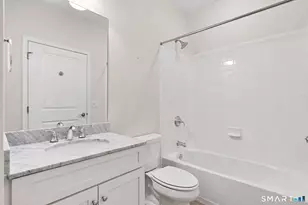 424 Center Meadow Ln, Danbury, CT 06810 - Photo 16