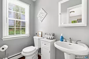 117 Brookmoor Rd, West Hartford, CT 06107 - Photo 20