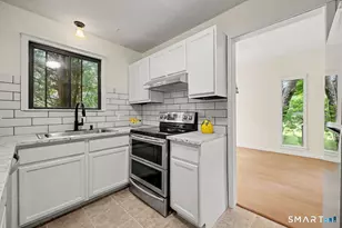 485 Heritage Vlg, Southbury, CT 06488 - Photo 8