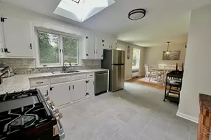 3 Bayview Ave, Branford, CT 06405 - Photo 8