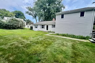 3 Bayview Ave, Branford, CT 06405 - Photo 26