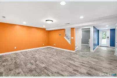 25 Seneca Road, New Haven, CT 06515 - Photo 14