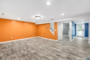 25 Seneca Rd, New Haven, CT 06515 - Photo 14