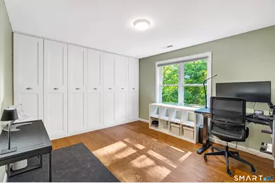 25 Seneca Road, New Haven, CT 06515 - Photo 8