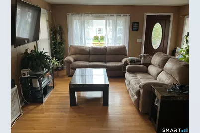 4 Elm Court, East Haven, CT 06512 - Photo 4