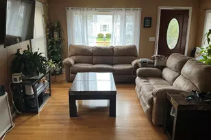 4 Elm Ct, East Haven, CT 06512 - Photo 4