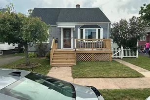 4 Elm Ct, East Haven, CT 06512 - Photo 1