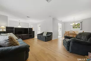 115 Inwood Dr, Naugatuck, CT 06770 - Photo 6