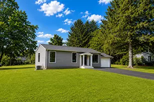 5 Barnum Rd, New Fairfield, CT 06812 - Photo 2