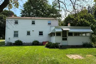 28 Kennedy Dr, Enfield, CT 06082 - Photo 2