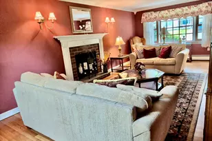 28 Kennedy Dr, Enfield, CT 06082 - Photo 8