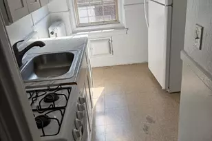 144 Grove St, Waterbury, CT 06710 - Photo 2
