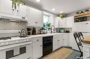 341 St John St, New Haven, CT 06511 - Photo 20