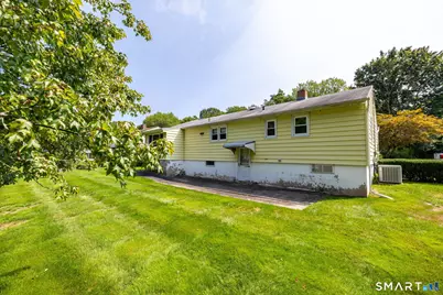 632 Circular Avenue, Hamden, CT 06514 - Photo 28