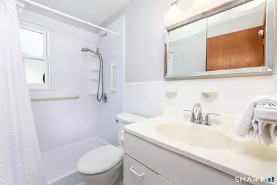 632 Circular Avenue, Hamden, CT 06514 - Photo 18