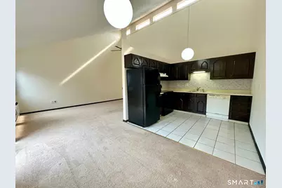 118 Osborne Street #2B, Danbury, CT 06810 - Photo 6