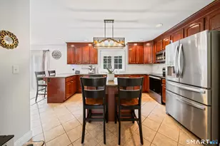 36 Belmont Ave, Meriden, CT 06451 - Photo 10