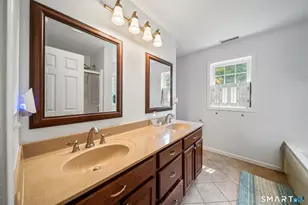 36 Belmont Ave, Meriden, CT 06451 - Photo 24