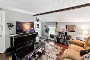 19-21 Mohegan St, Putnam, CT 06260 - Photo 28