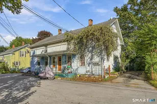 19-21 Mohegan St, Putnam, CT 06260 - Photo 1