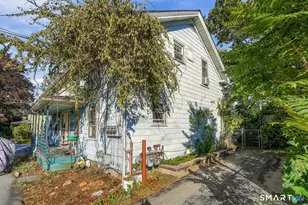 19-21 Mohegan St, Putnam, CT 06260 - Photo 40