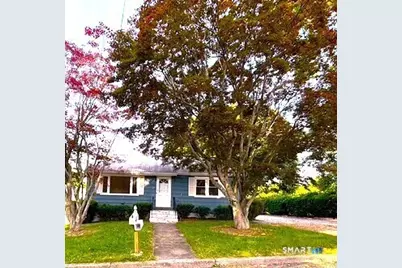 35 Pine Street, Waterford, CT 06385 - Photo 1