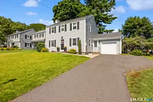 18 Chapman Rd, West Hartford, CT 06107 - Photo 2