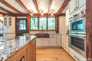 281 Peddlers Rd, Guilford, CT 06437 - Photo 8