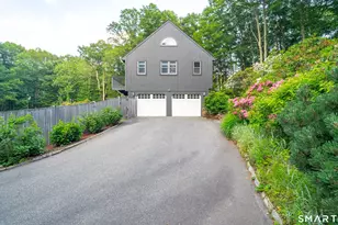 281 Peddlers Rd, Guilford, CT 06437 - Photo 2
