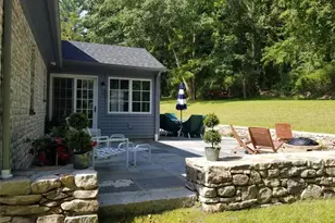 11 Apple Way, Salisbury, CT 06039 - Photo 8