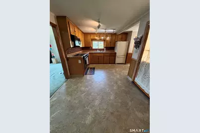214 Lake Plymouth Boulevard, Plymouth, CT 06782 - Photo 10