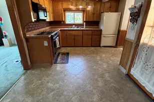 214 Lake Plymouth Blvd, Plymouth, CT 06782 - Photo 10