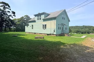 354 Edmond Rd, Griswold, CT 06351 - Photo 6