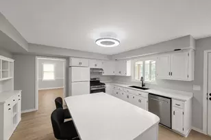 61 Punkup Rd, Oxford, CT 06478 - Photo 2