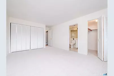 168 Rowayton Woods Drive #168, Norwalk, CT 06854 - Photo 16