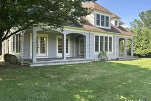6 Sherwood Farms Ln, Westport, CT 06880 - Photo 2